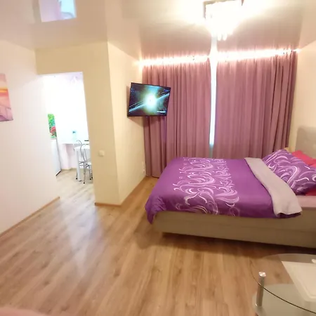 Perfect In Center Apartment